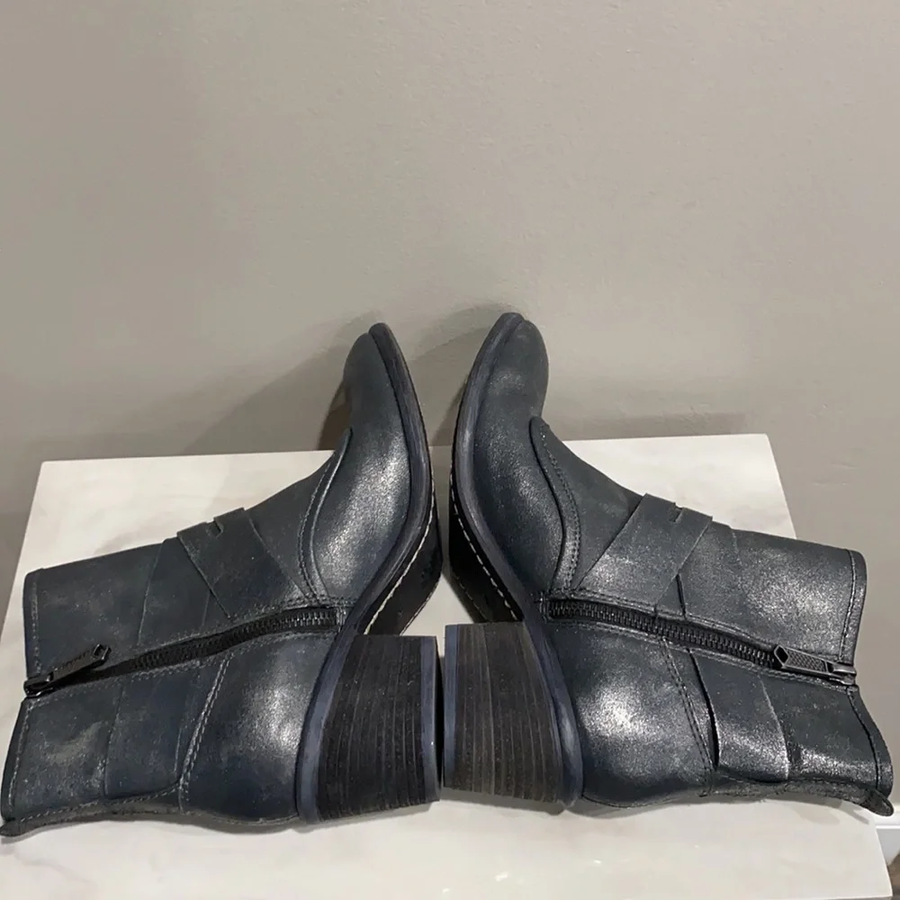 Donald J Pliner Gray Diem Boots Booties Size 6